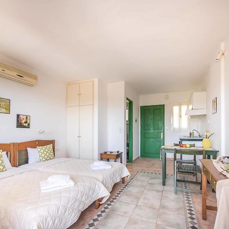Dolce Vita Residence Kalamákion エクステリア 写真